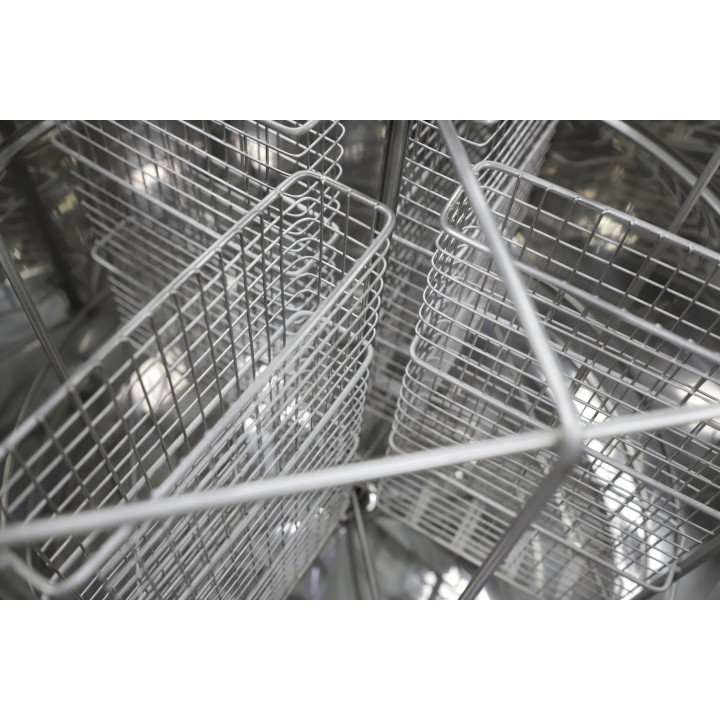 Miodarka  4 kasetowa Langstroth Ø720 elektryczna, elektryczne obniżanie bębna (dostosowana dla osób niepełnosprawnych)