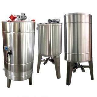 Zbiornik ze zintegrowanym stojakiem – 500l