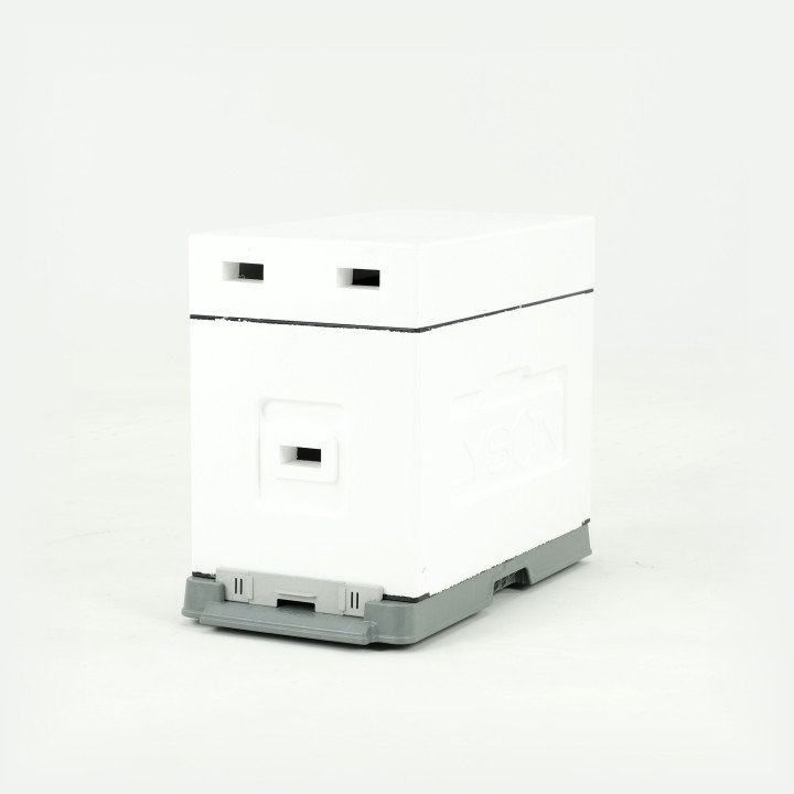 Ul 6-ramkowy z wręgami Dadant, niemalowany (daszek, korpus, dennica plastikowa bez korków) - W11610