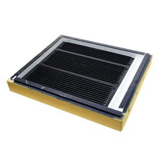 Segmentowy poławiacz pyłku do dennicy higienicznej Dadant / Langstroth / Apipol / Wielkopolski 12 ramkowy – malowany - W102400